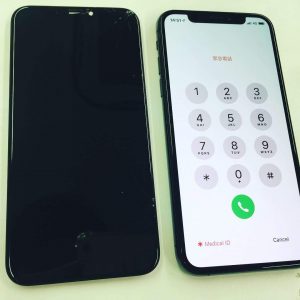 iPhoneXsのガラス割れ交換！