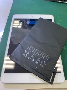 iPad mini バッテリー交換も即日で対応致します！