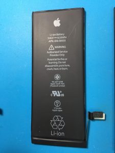 充電しっぱなしでの使用は寿命を縮ませますよ！