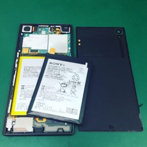 スマホの画面が浮いてきたら要注意！