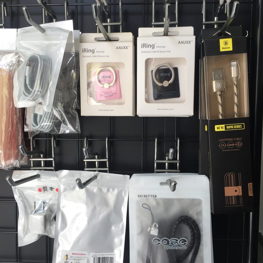 ライトニングケーブル入荷