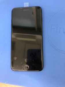 iPhone8Plusを修理★
