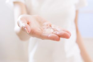 ガラスコーティングの施工風景。