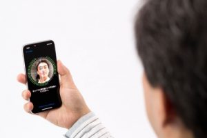 水没によるFaceIDが使えなくなる故障が多発中！！