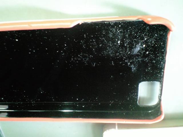 スマホケースにカビ