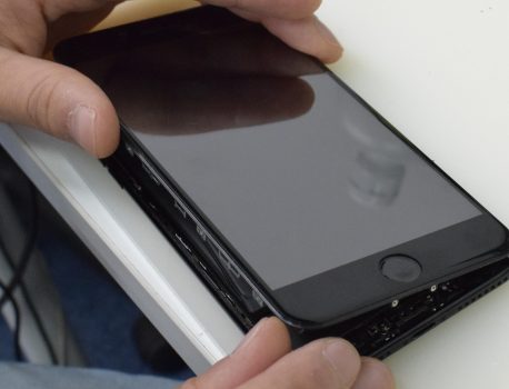 iPhone7Plus で起こった充電不良の原因とは？