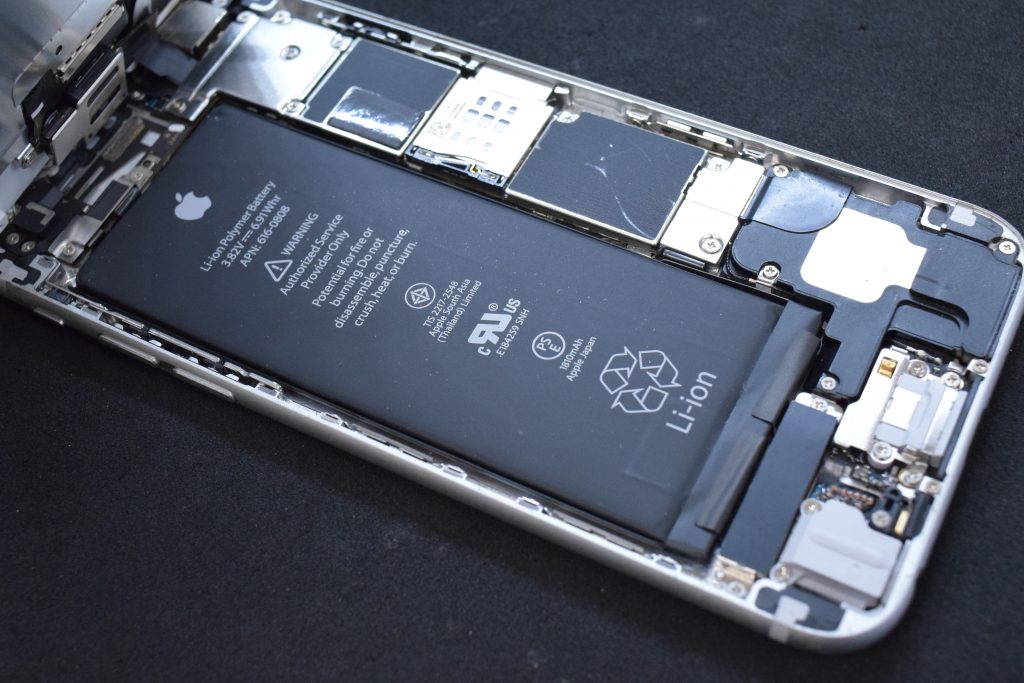 修理難易度 Iphone6のパネル交換 低め Iphone修理ジャパン池袋店スタッフブログ