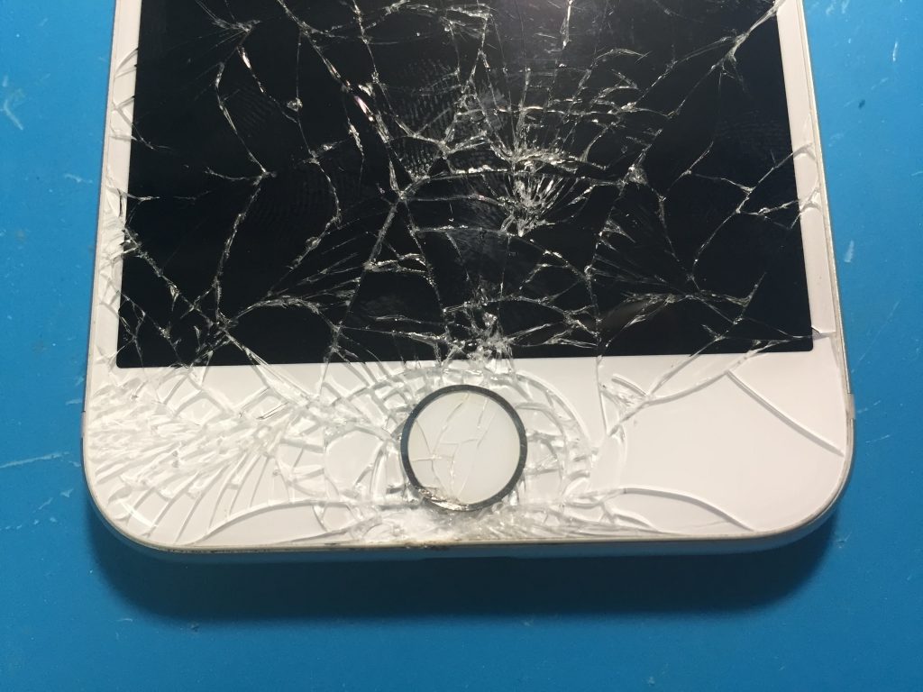 □iPhoneの画面が割れたり、ひびが入ったら… | お近くのiPhone