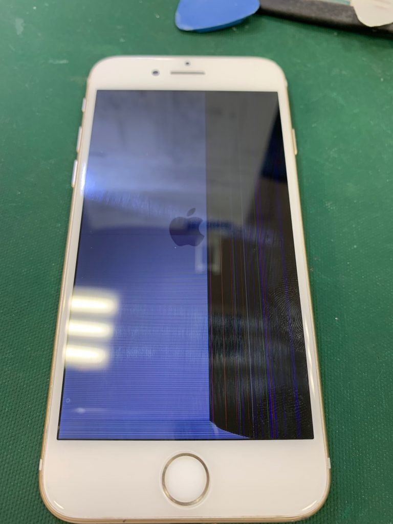 iPhoneの液晶交換は修理時間約２５分！お急ぎでも大丈夫です！