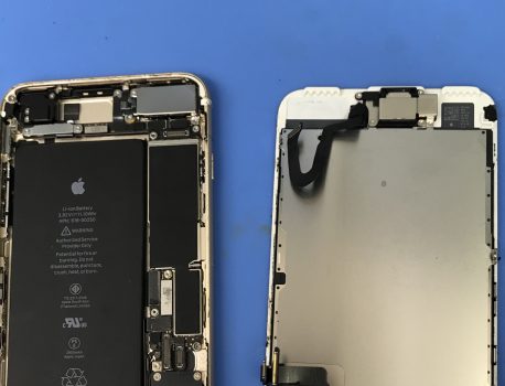 iPhone 7 Plusの画面割れ　画面修理で綺麗に直せますよ♪