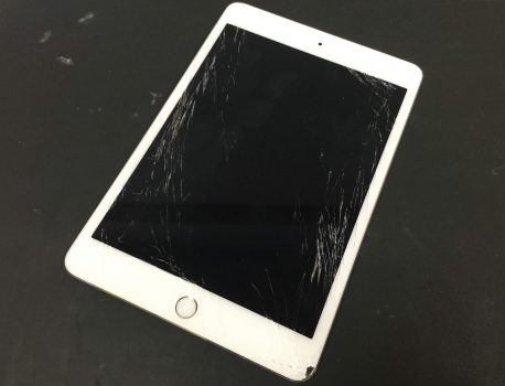 iPadmini4　画面破損を修理！【新宿店】