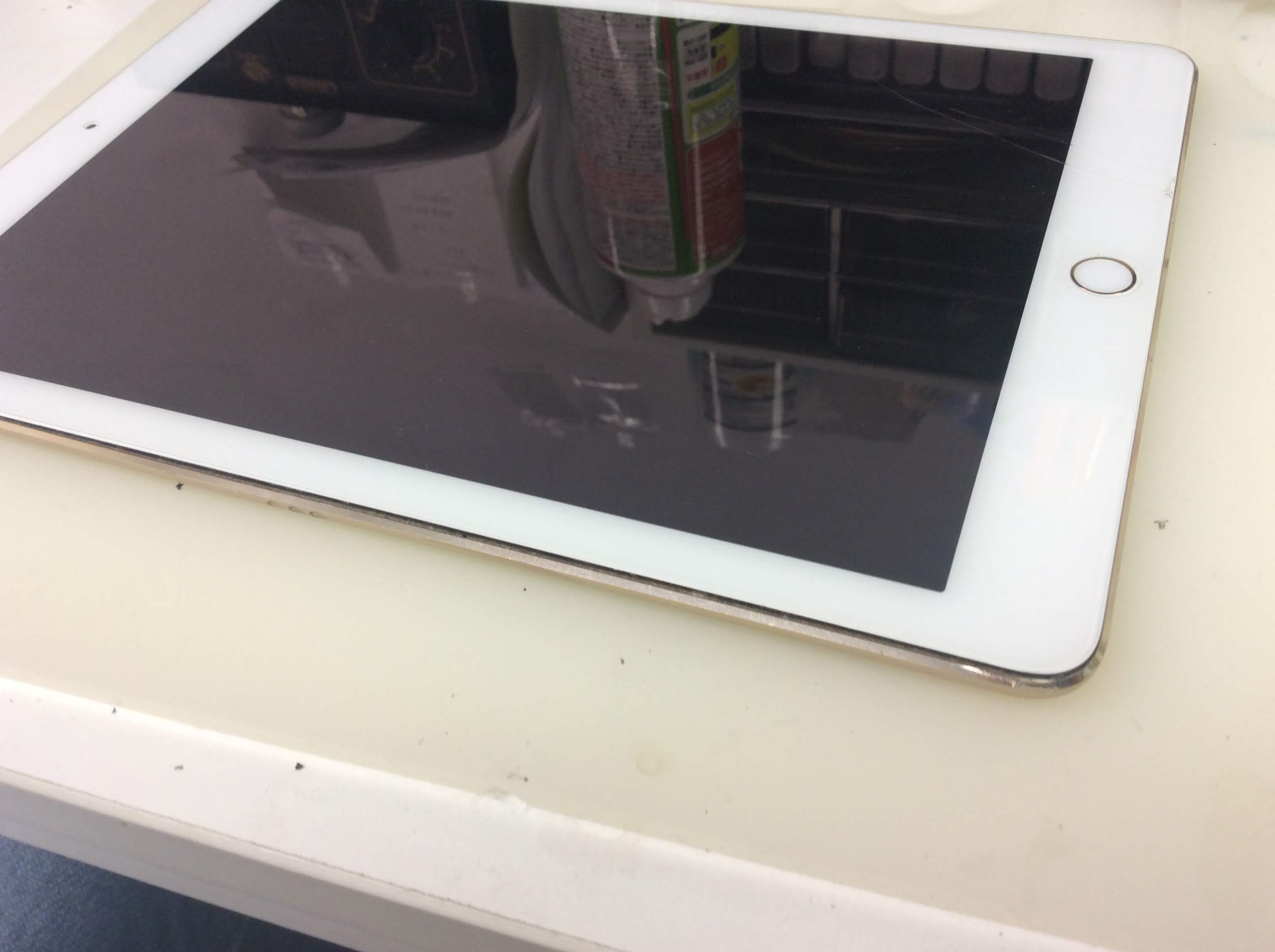 iPad Pro 9.7インチモデル　バッテリー交換は最短90分！【渋谷店】