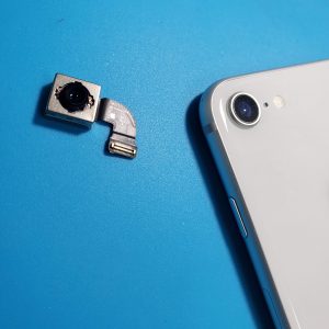 iPhone8　写真が撮れない！レンズが壊れた！30分で解決できるかもしれません！