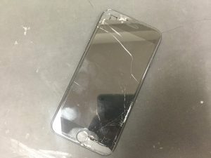 iPhone 7　画面修理と一緒にバッテリーも交換してリフレッシュしましょう！