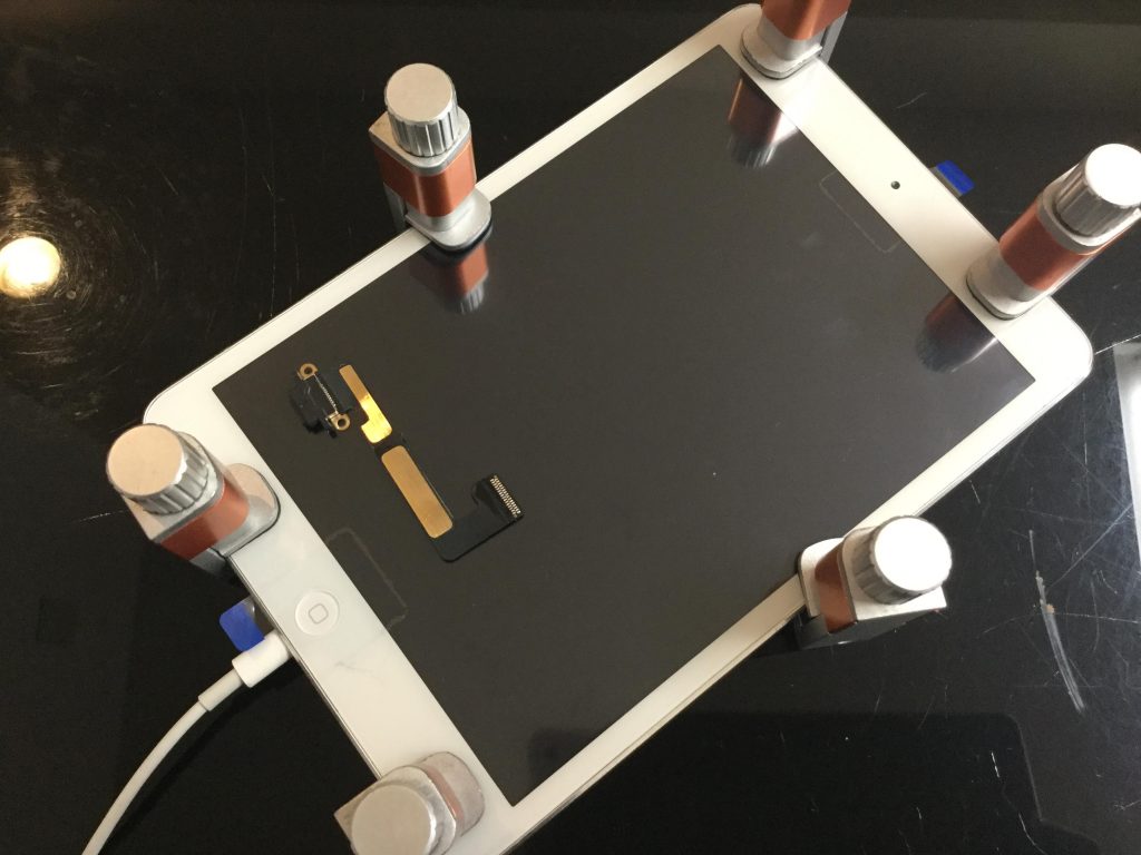 iPadの充電コネクターの不具合もお任せください！【即日でお渡しできます！】