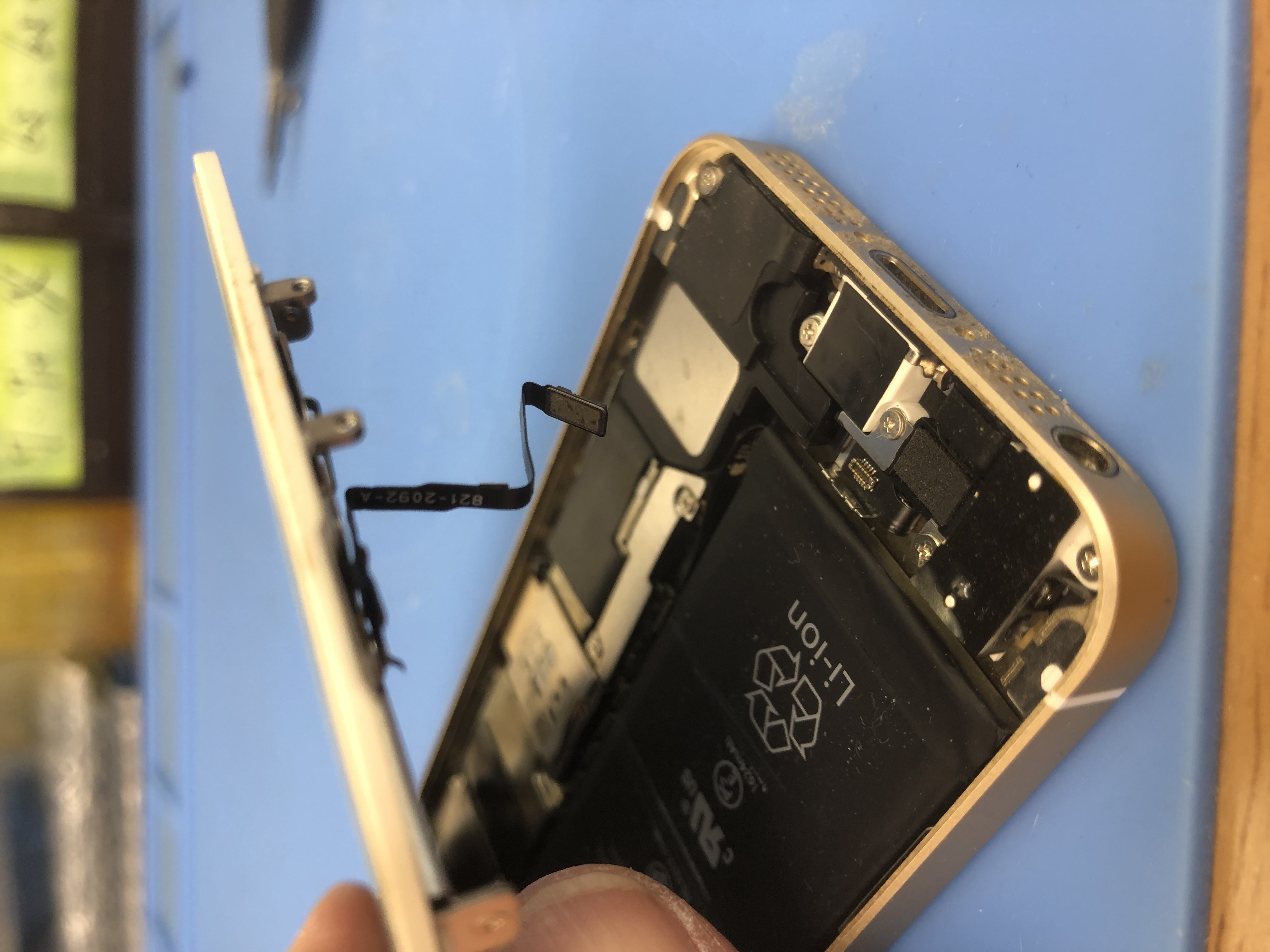 iPhone修理の注意点！？