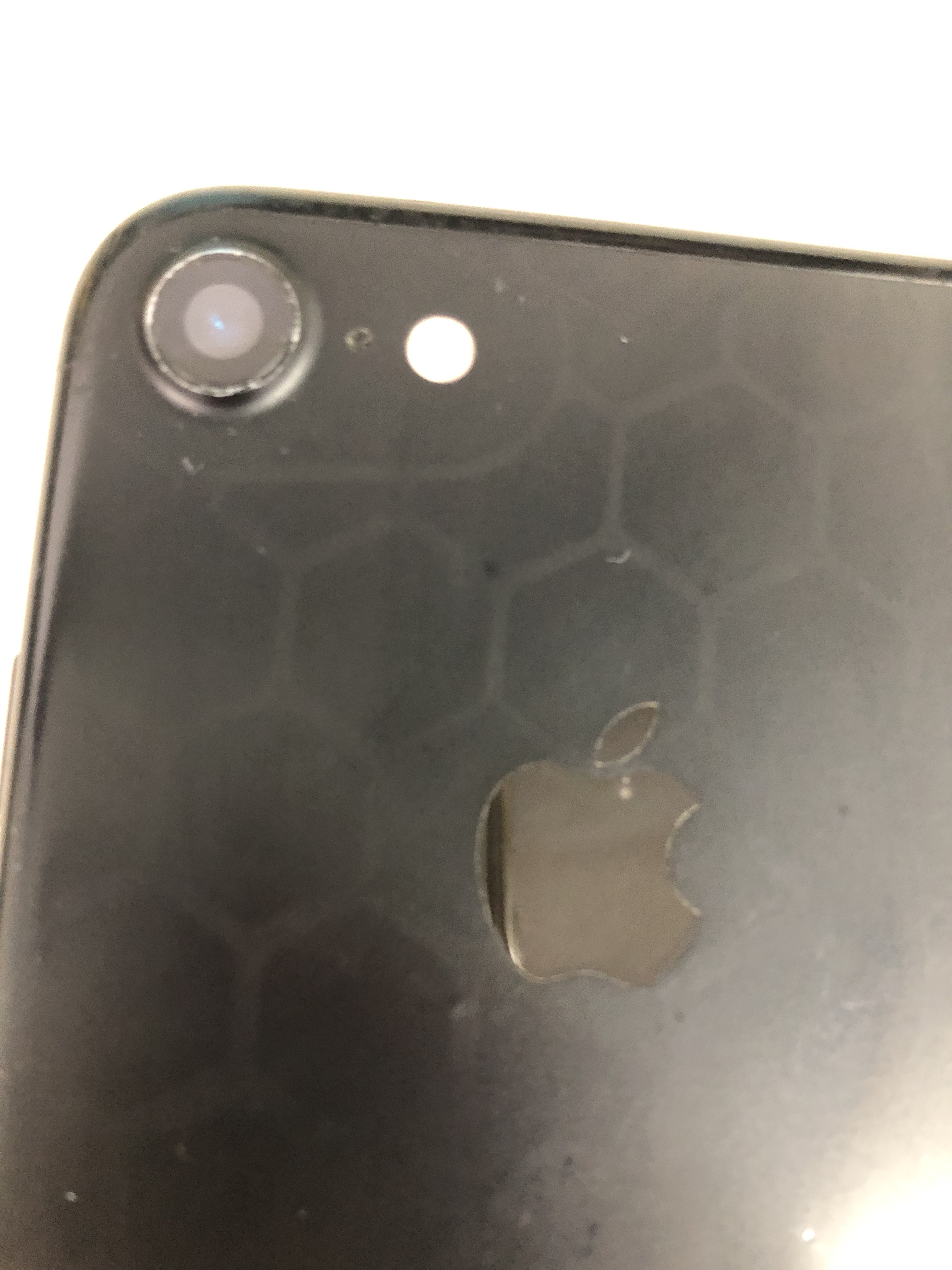 iPhone７アウトカメラレンズカバー修理