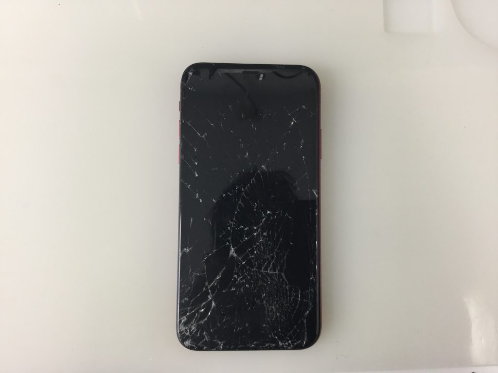 iPhoneXR画面修理！技術はiPhone11に応用可能！！ - スマホ修理 