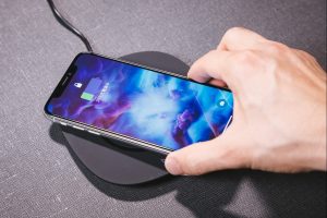 iPhoneのワイヤレス充電ができない場合の原因と対処法