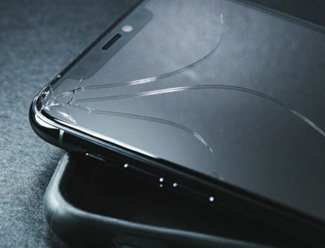 iPhone11PROの画面修理対応開始！！