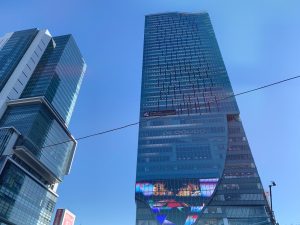 東京の街中で修理中、人はいかにして時間を潰すのか【渋谷近辺】