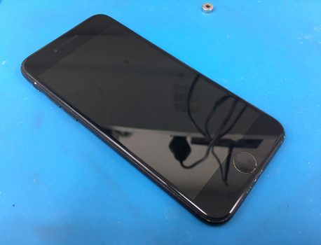 iPhone7の画面が割れた…自分で修理を考えている方、必見！