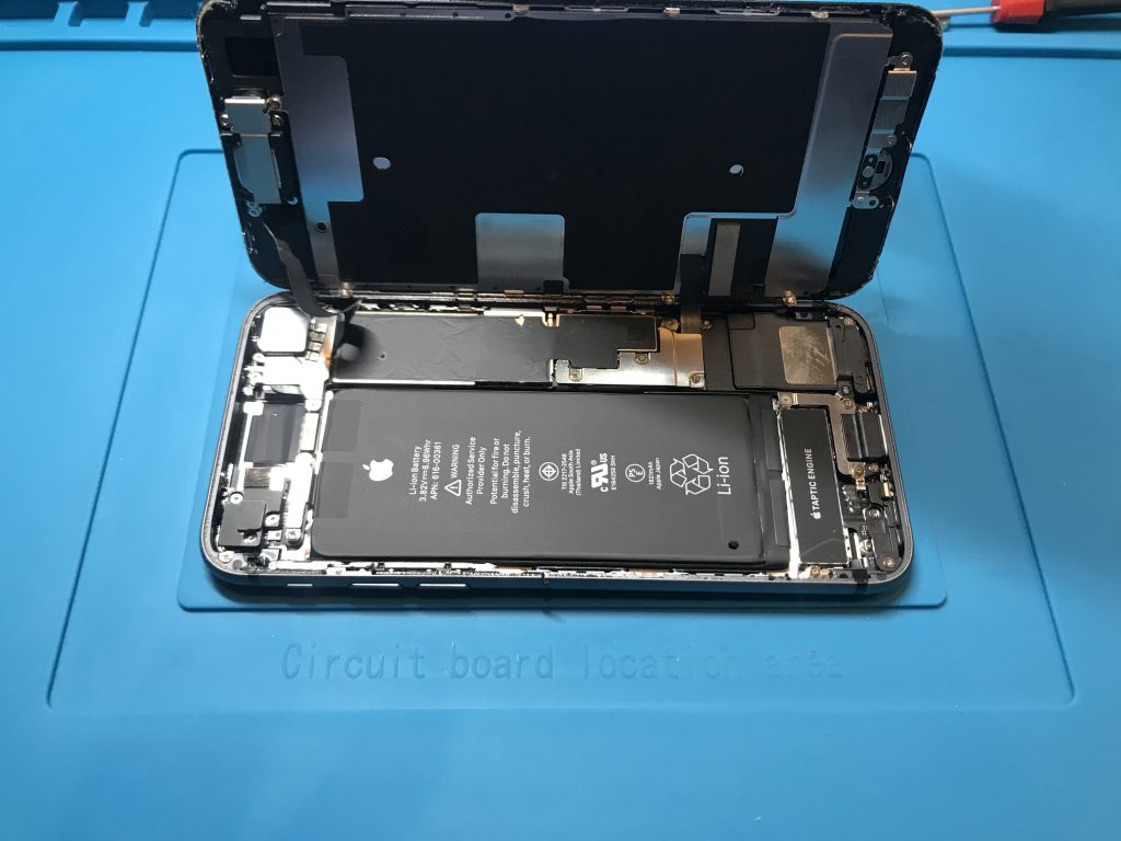 雨の日は「水没」にご注意ください。秋葉原店は本日も営業中！