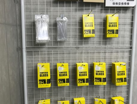 iPhone修理ジャパン池袋店では本日もご相談を受付中です！