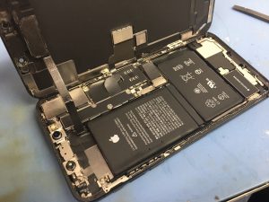 iPhone修理ジャパン渋谷店は11時から20時まで営業中！