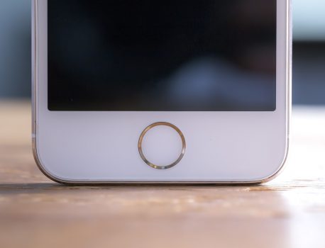 iPhoneの画面上に仮想ホームボタンを追加できる機能