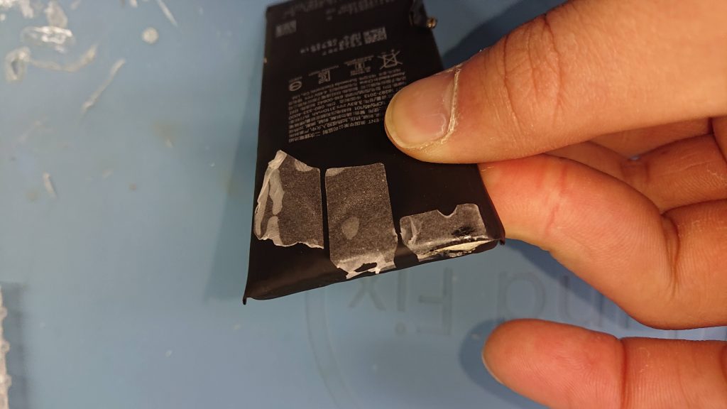 【ゴールデンウイーク最終日！】iPhoneのバッテリーでお困りなら当店へ！