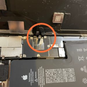 iPhone11Proの内部破損、、バックアップは定期的に行うことが大事！！