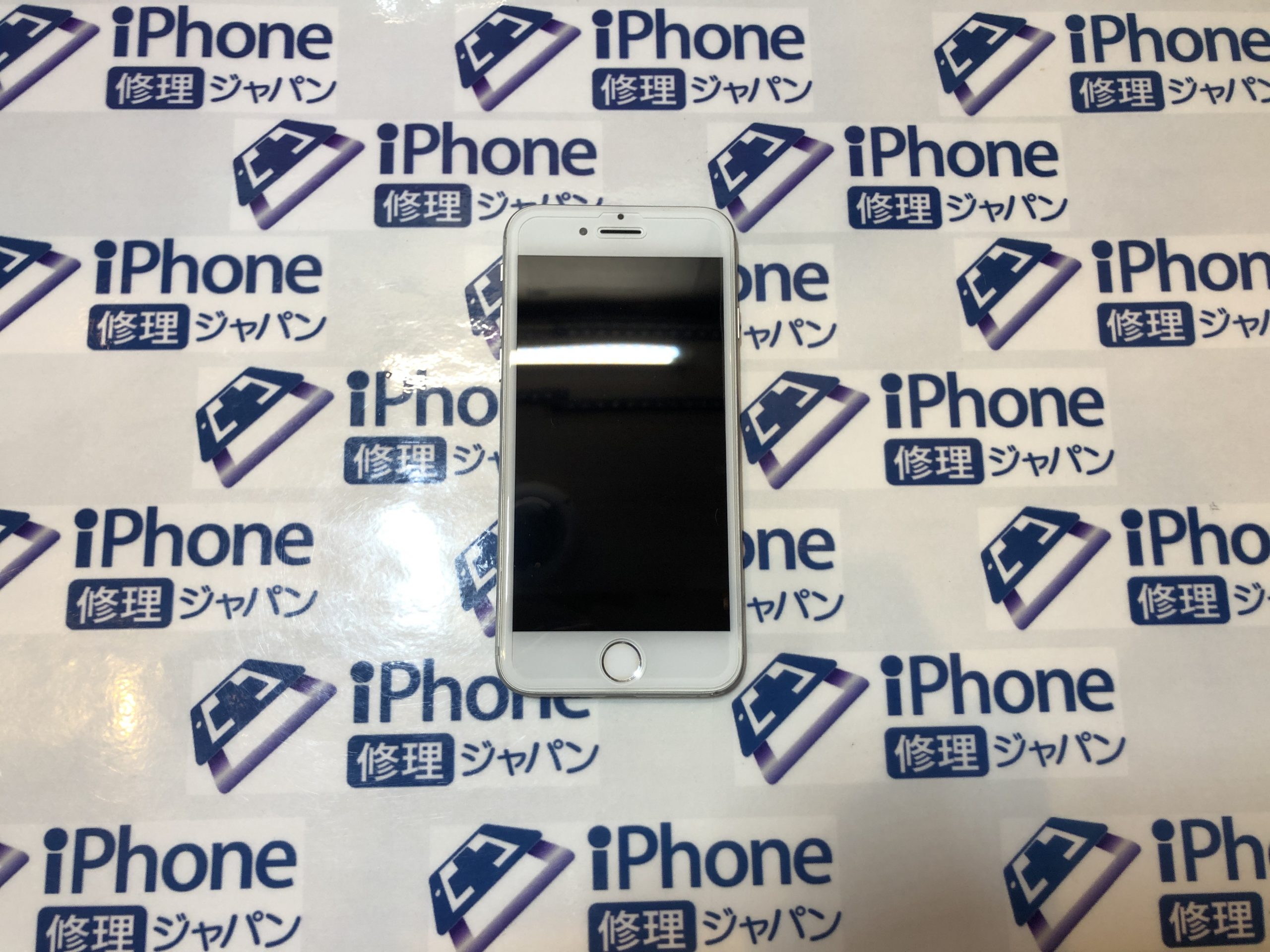 iPhone修理（iPhone7液晶画面交換修理）