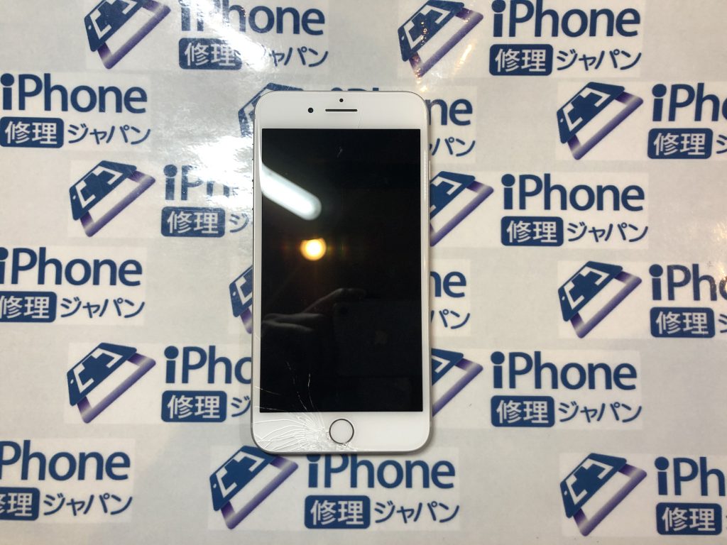 iPhone7プラス画面修理。