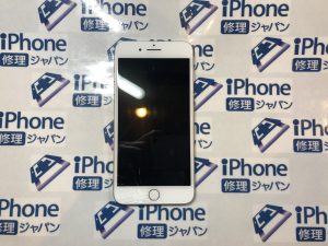 iPhone7プラス画面修理。