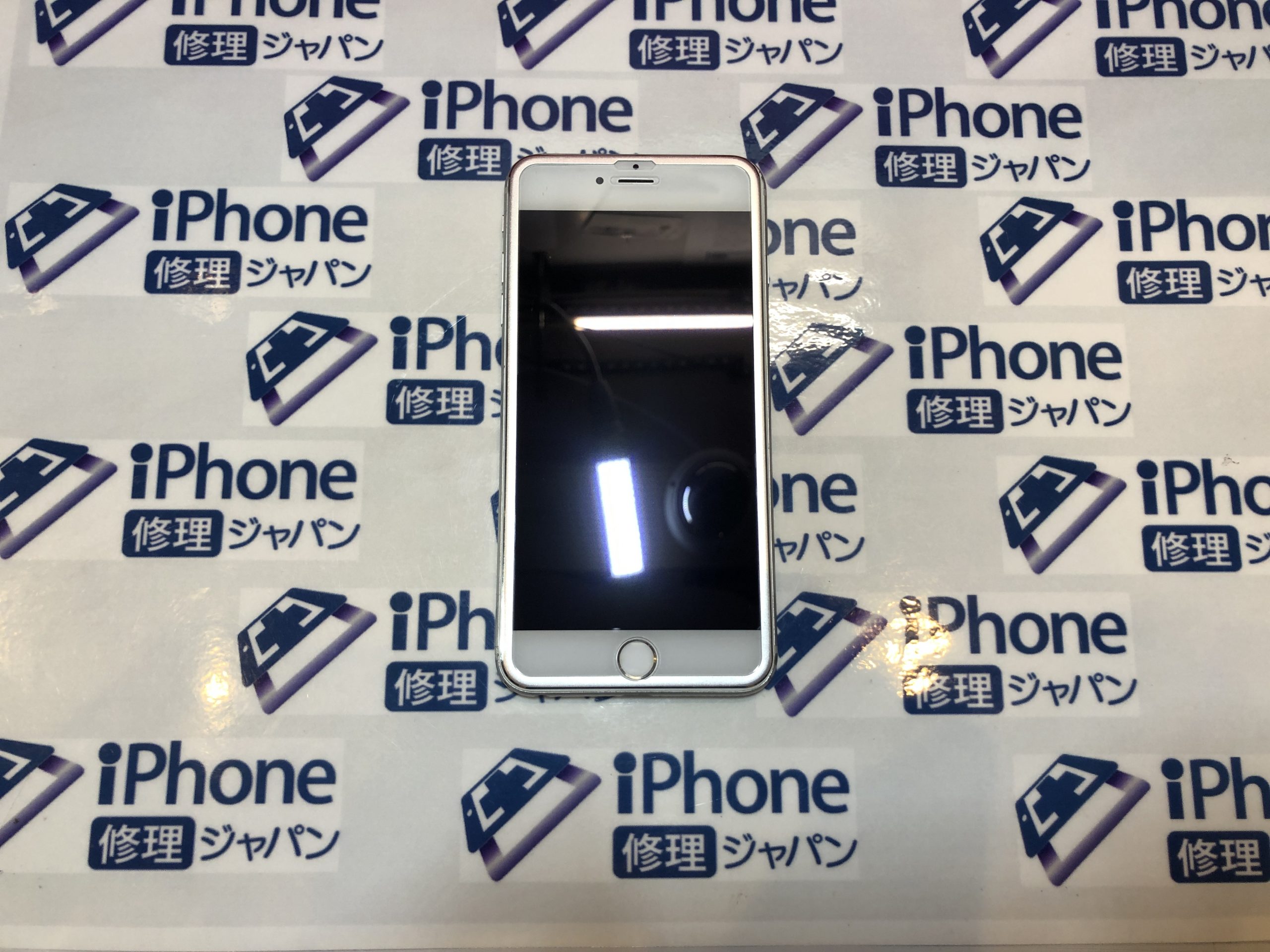 iPhone6Splus（iPhoneバッテリー交換・強化ガラス貼り付け）