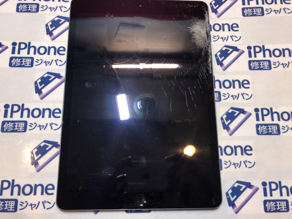 iPad7ガラス割れ修理（iPad修理）
