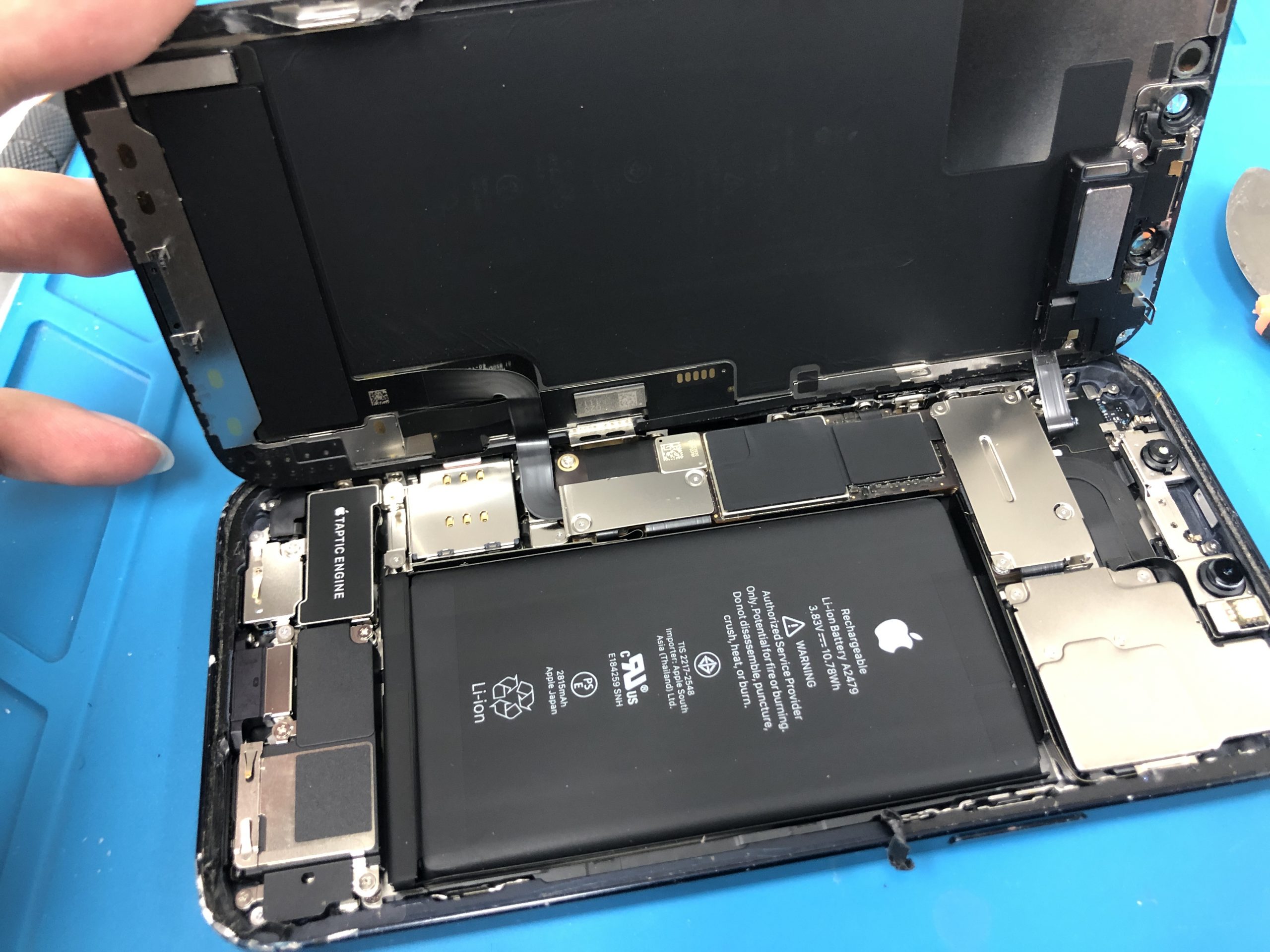 壊れたiPhoneを即修理