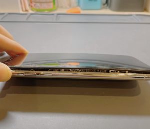 バッテリーの膨張はすぐにお持ち下さい!!