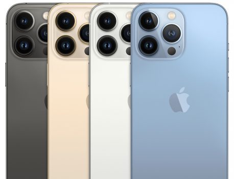 新型iPhone発売！！