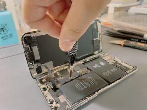 iPhoneバッテリー交換最短１５分！安心安価のiPhone修理ジャパン静岡清水店まで！！