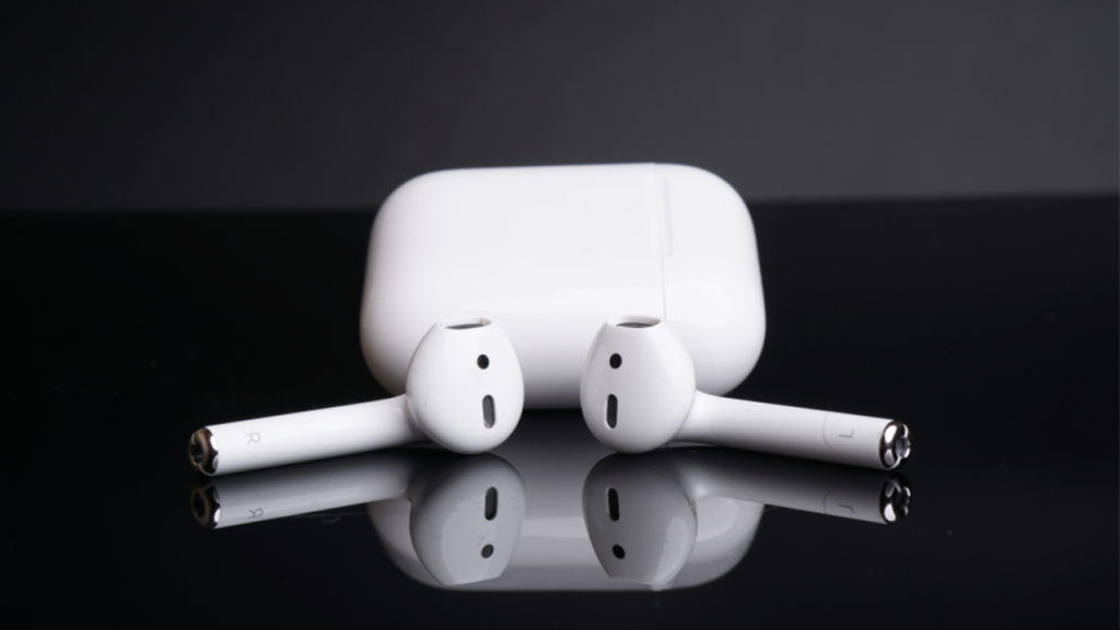 第3世代AirPodsはイヤホン本体、充電ケース耐汗・耐水仕様に！！
