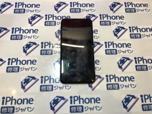iPhoneバッテリー交換。