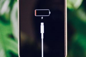 iPhoneが充電出来ないなんて困った事はありませんか？
