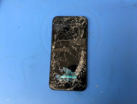 iPhoneの画面修理は、iPhone修理ジャパン川越店まで！