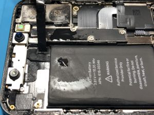 水没してしまったiPhoneは、早さがとても重要です。