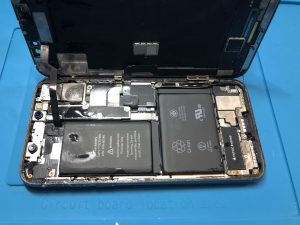 iPhoneは水に落とさなくても水没します！