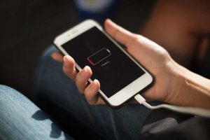 iPhone100％充電でも、すぐに充電がなくなる！