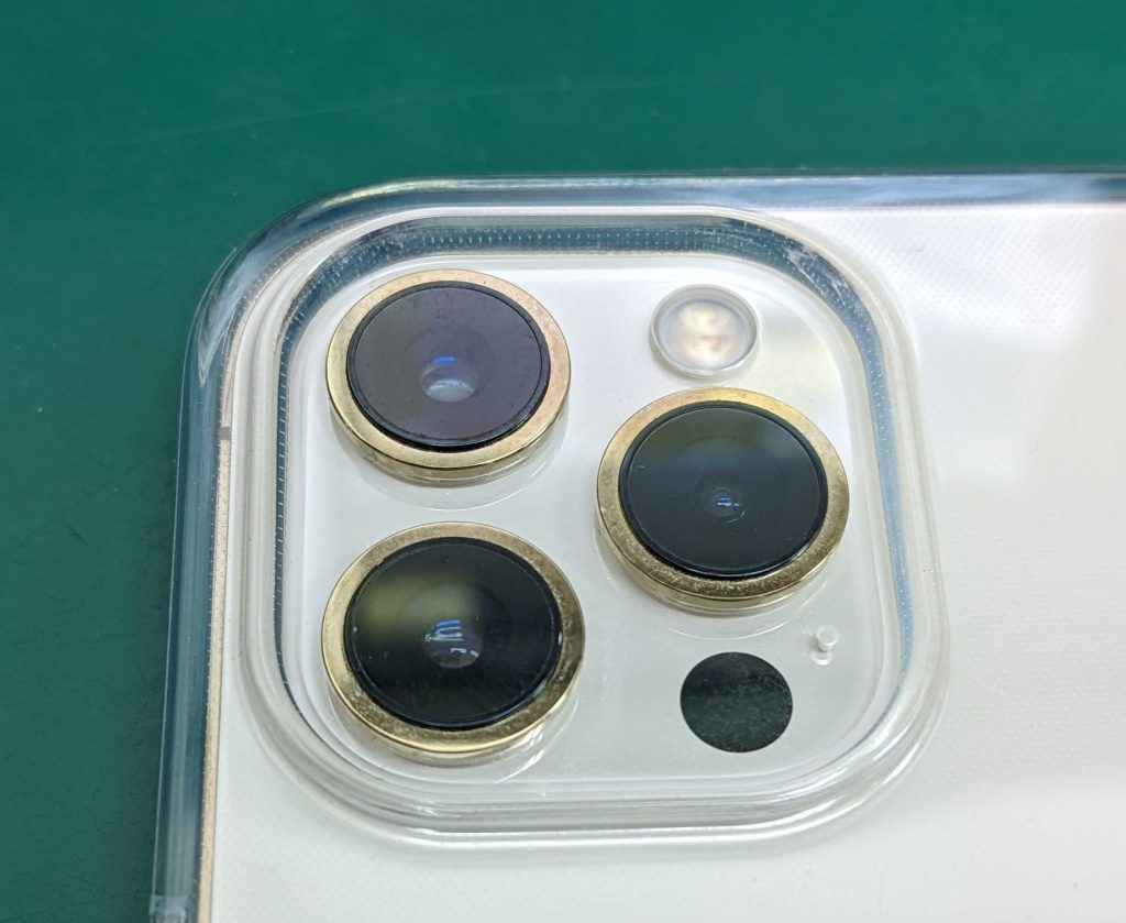 アウトカメラから異音？？