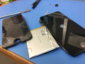 iPodTouchも修理可能です♪